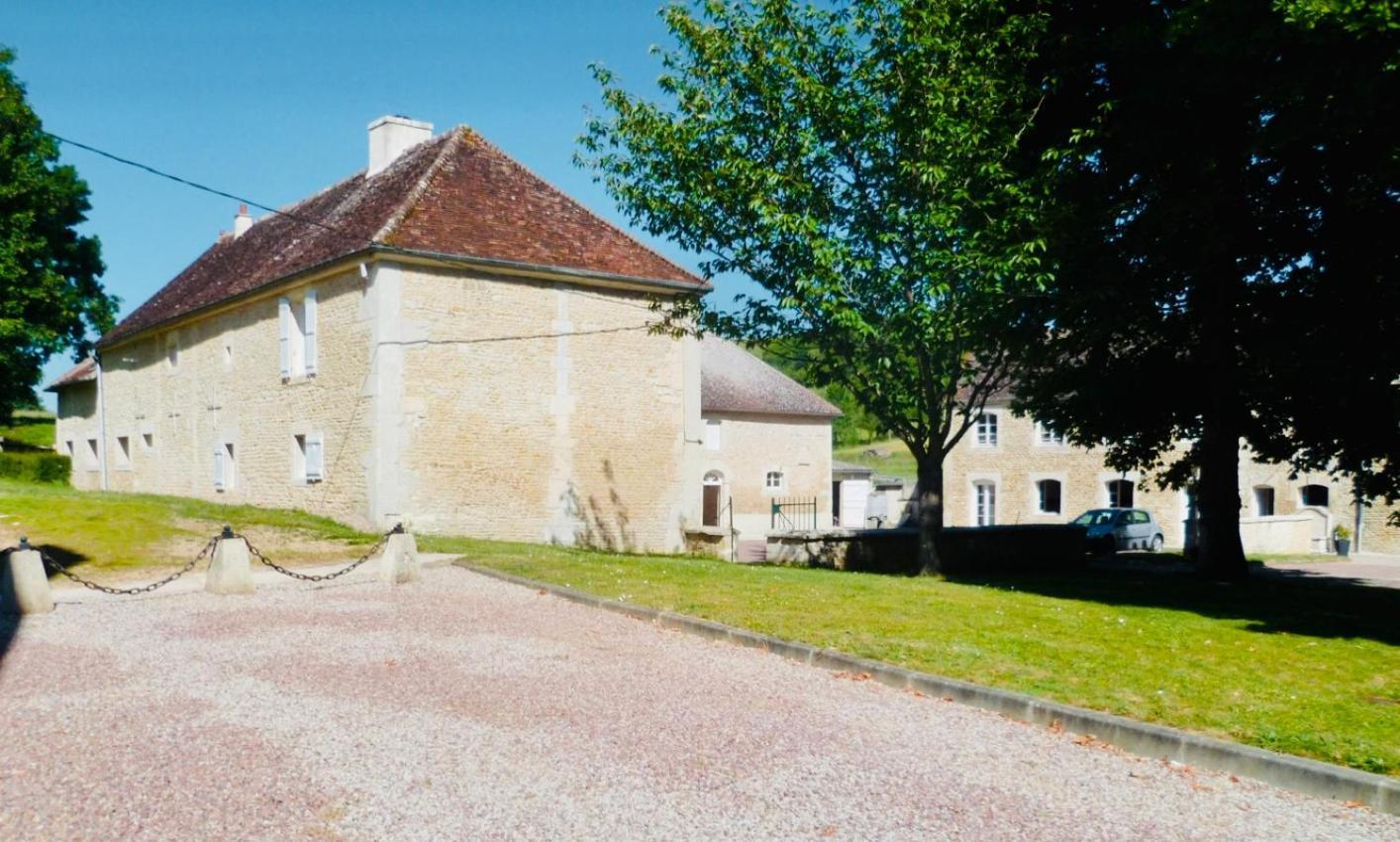 Chateau Du Mesnil Soleil , Gites Et Chambres D'Hotes Damblainville Room photo